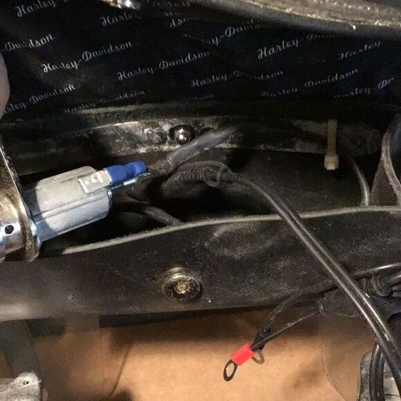 Snap on windshield for Harley Davidson hog with low box and lighter attachment n - Picture 6 of 8